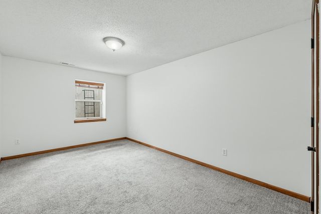 710 W Gatewood Ln, Andover, KS 67002