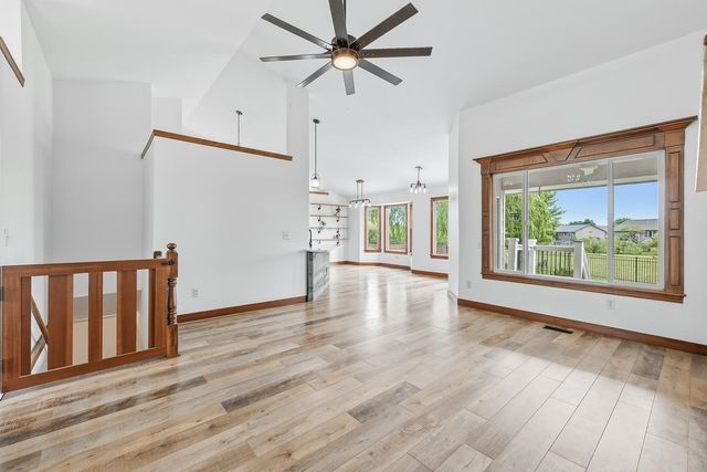 710 W Gatewood Ln, Andover, KS 67002