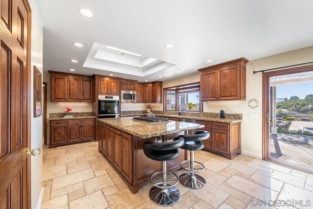 33 Gateview, Fallbrook, CA 92028