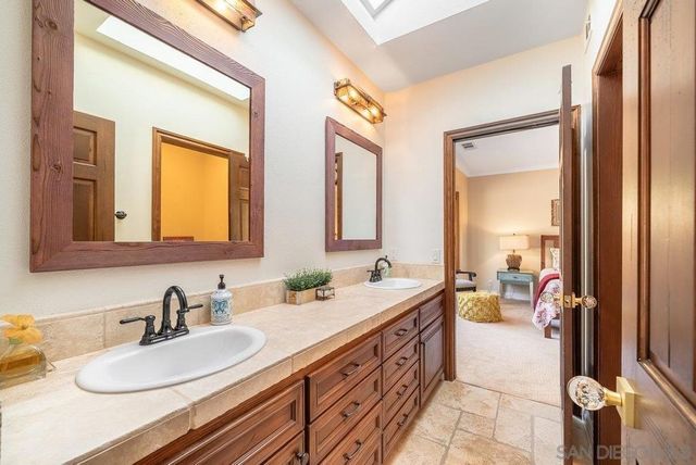 33 Gateview, Fallbrook, CA 92028