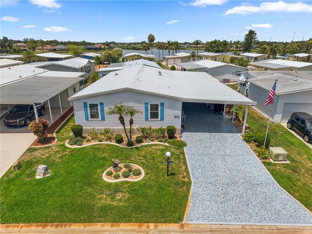 8433 REGAL WAY, Palmetto, FL 34221