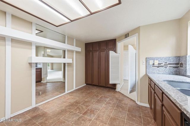 802 Congressional Road, Simi Valley, CA 93065