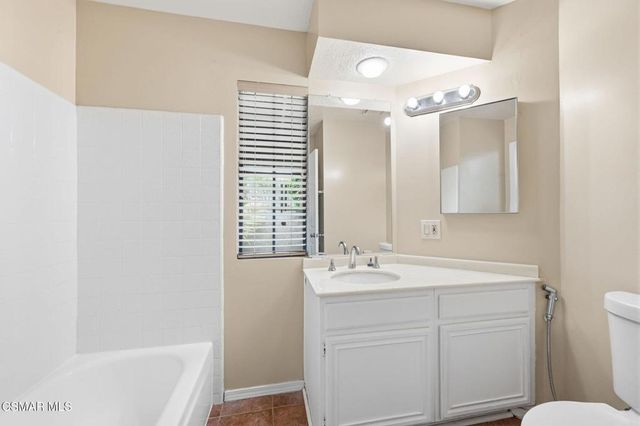 802 Congressional Road, Simi Valley, CA 93065