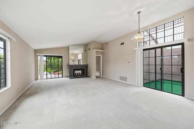 802 Congressional Road, Simi Valley, CA 93065