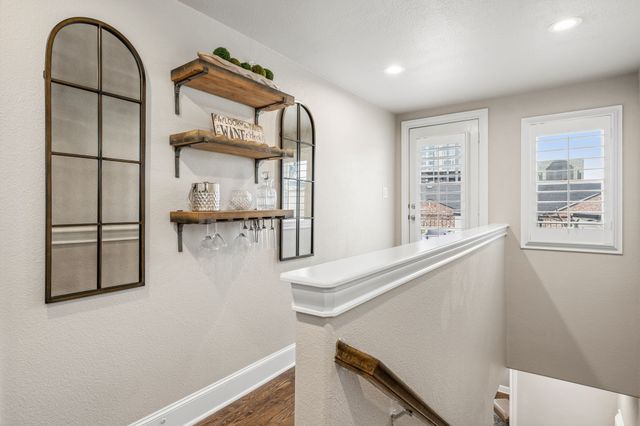 2141 Norlock Lane, Dallas, TX 75201