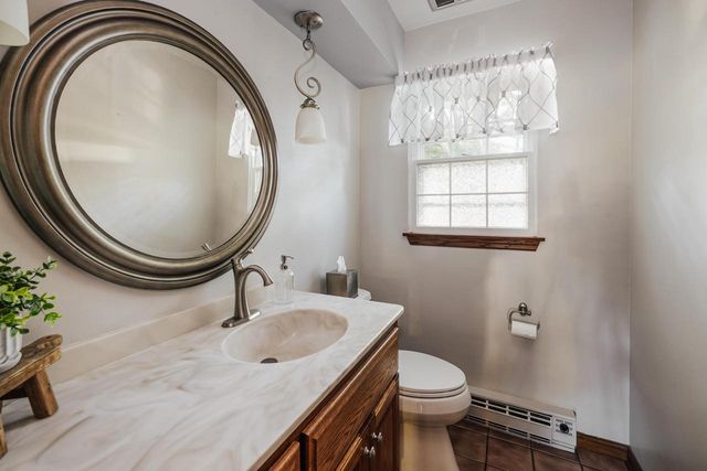 6210 Fisher LANE, Greendale, WI 53129