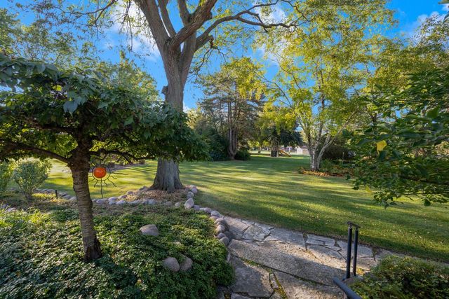 6210 Fisher LANE, Greendale, WI 53129