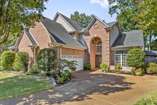 5271 CHARLOTTE OAK CV, Arlington, TN 38002