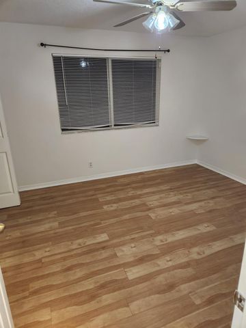 1137 SW 44 WY 1137, Deerfield Beach, FL 33442