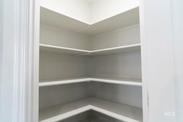 1281 W Buffalo River Dr, Meridian, ID 83642