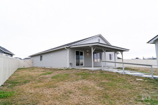 1281 W Buffalo River Dr, Meridian, ID 83642