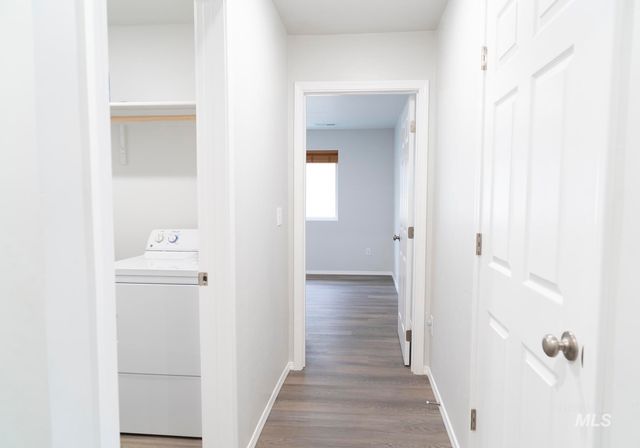 1281 W Buffalo River Dr, Meridian, ID 83642