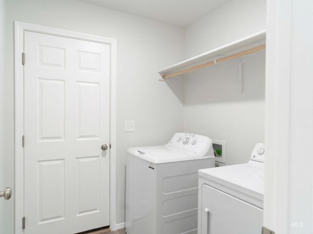 1281 W Buffalo River Dr, Meridian, ID 83642