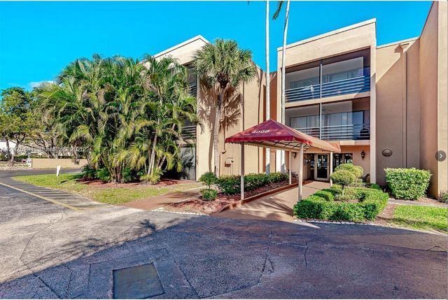 4000 N Hills Dr 29, Hollywood, FL 33021