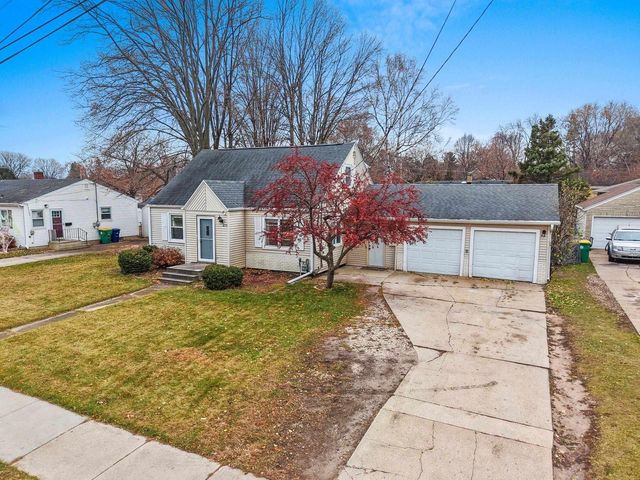 1659 9TH STREET, Green Bay, WI 54304