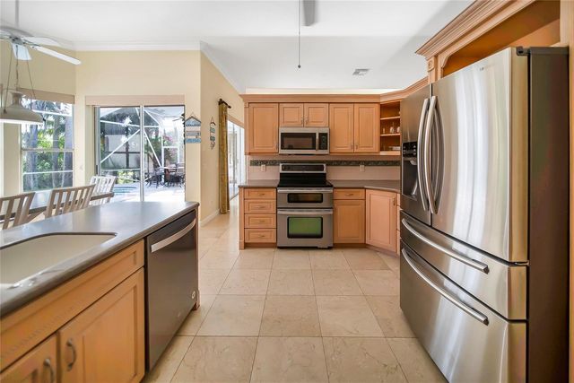 7305 E Elyse Circle, Port St. Lucie, FL 34952