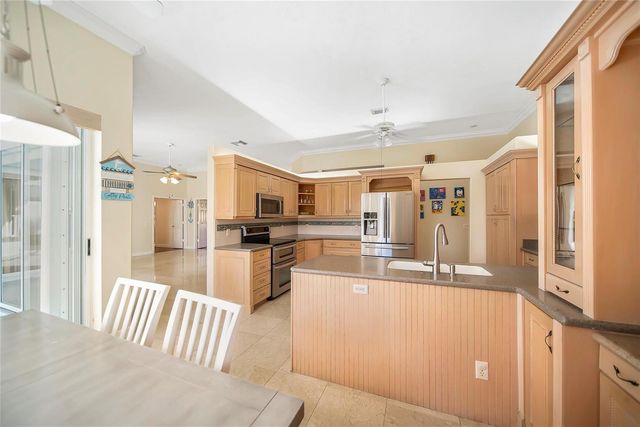 7305 E Elyse Circle, Port St. Lucie, FL 34952