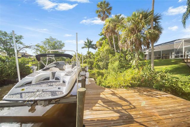 7305 E Elyse Circle, Port St. Lucie, FL 34952
