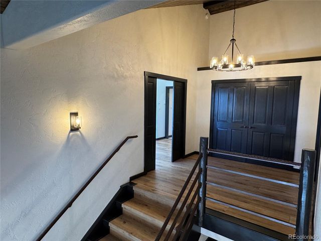 680 Ridge Road, Westcliffe, CO 81252