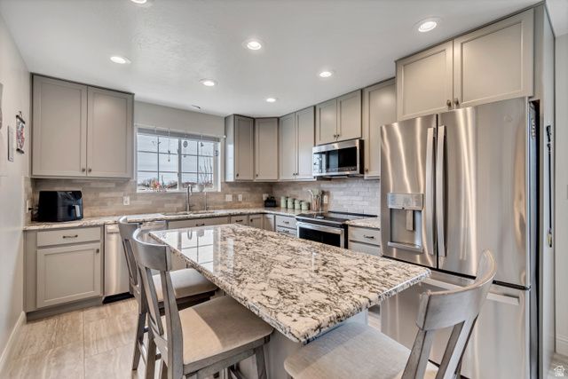 1697 N 500 W, Mapleton, UT 84664