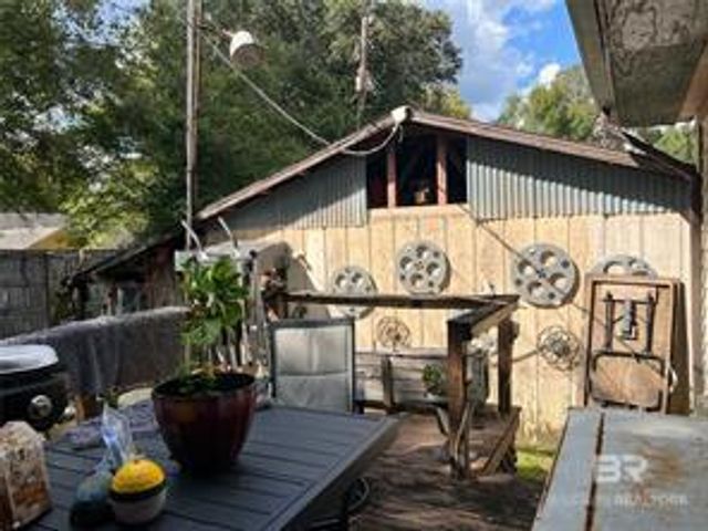 4927 Rainbow Circle, Eight Mile, AL 36613