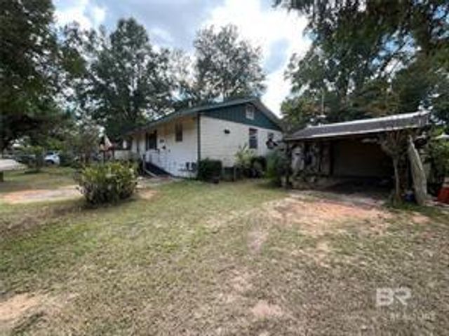 4927 Rainbow Circle, Eight Mile, AL 36613