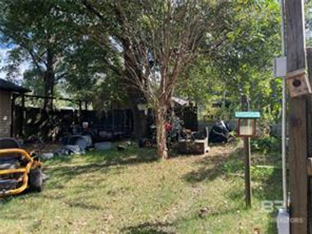 4927 Rainbow Circle, Eight Mile, AL 36613