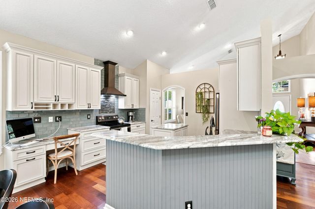 8621 ETHANS GLEN Terrace, Jacksonville, FL 32256