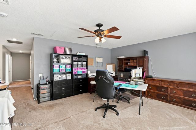 8621 ETHANS GLEN Terrace, Jacksonville, FL 32256