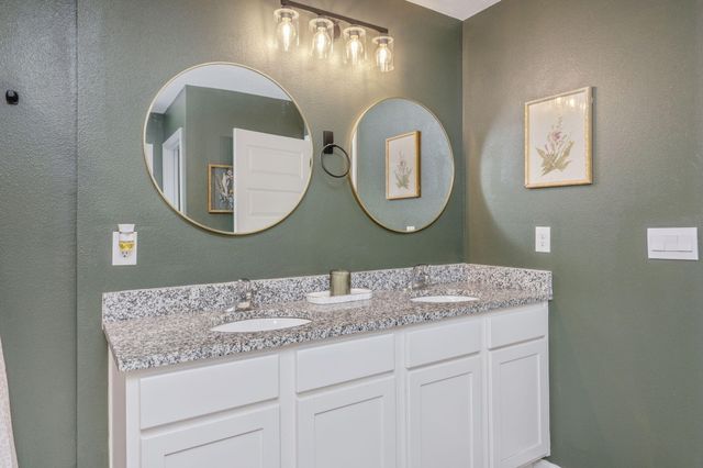 5370 Wyndell Circle, Crestview, FL 32539