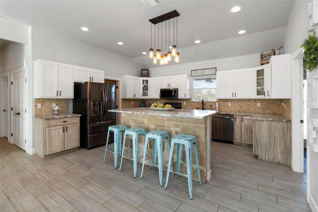 3870 S SH 304, Rosanky, TX 78953