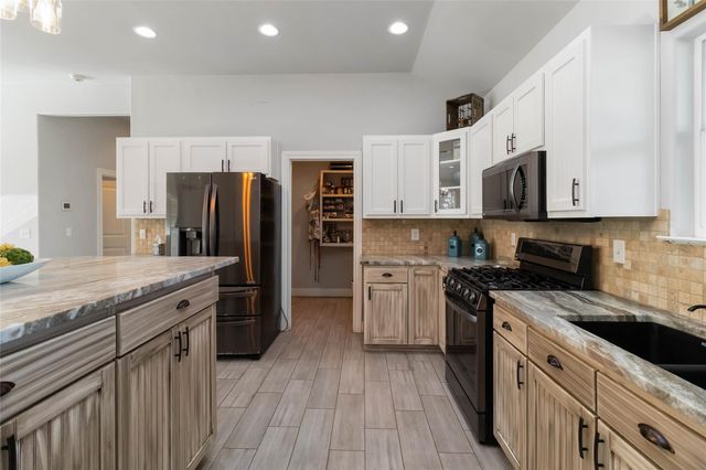 3870 S SH 304, Rosanky, TX 78953