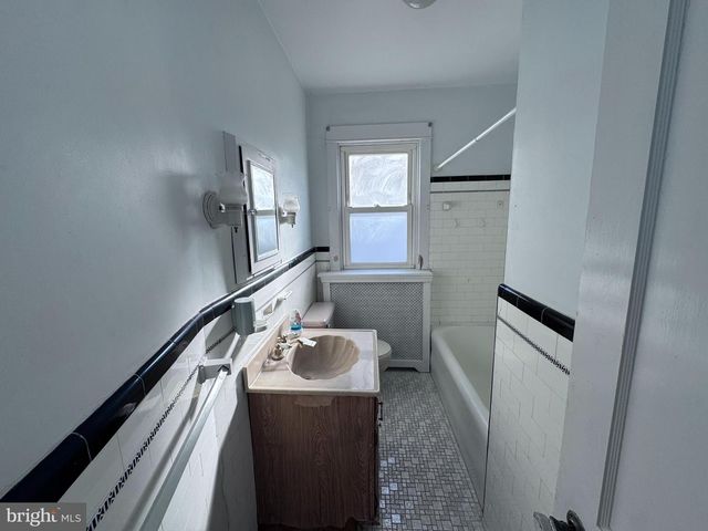 4025 TAYLOR AVE, Drexel Hill, PA 19026