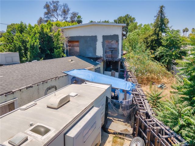 4463 Bellflower Avenue, West Toluca Lake, CA 91602