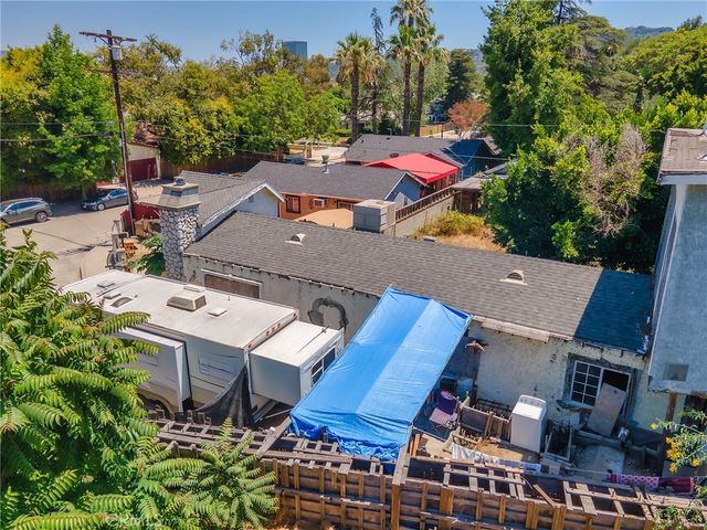 4463 Bellflower Avenue, West Toluca Lake, CA 91602