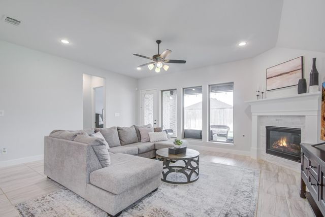 4002 Maple Glen Drive, Fulshear, TX 77441