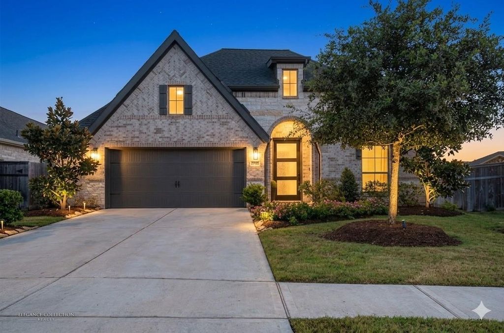 4002 Maple Glen Drive, Fulshear, TX 77441