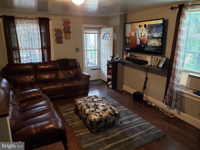 39 EDGEMERE AVE, Trenton, NJ 08618