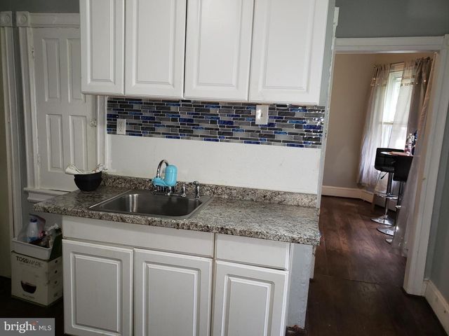 39 EDGEMERE AVE, Trenton, NJ 08618