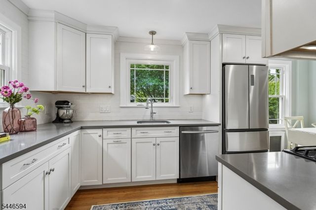 60 Haines Dr, Bloomfield Twp., NJ 07003