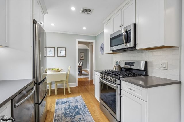 60 Haines Dr, Bloomfield Twp., NJ 07003