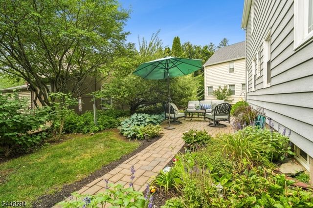 60 Haines Dr, Bloomfield Twp., NJ 07003