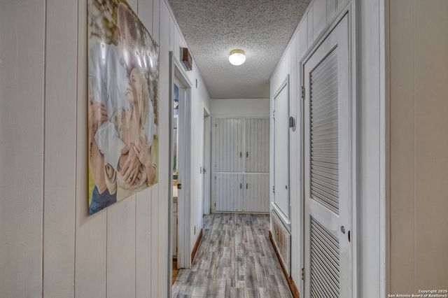 36 Pecan Dr, Leakey, TX 78873