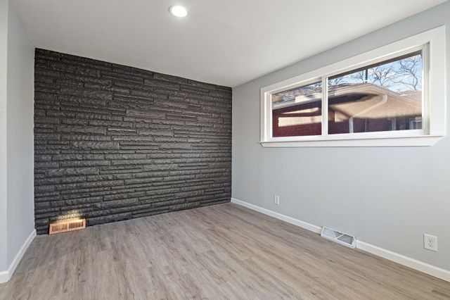 824 Johnson Street, Gary, IN 46402