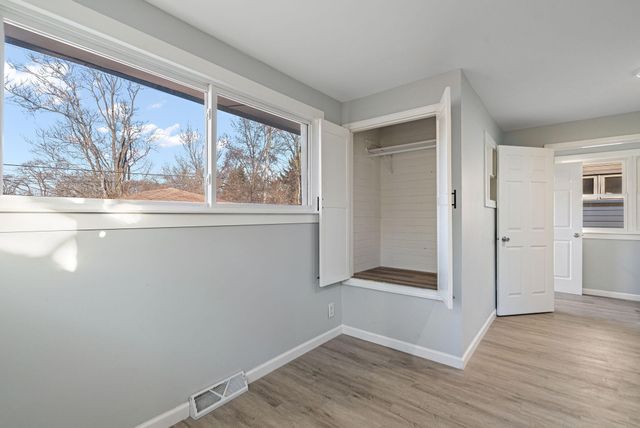 824 Johnson Street, Gary, IN 46402