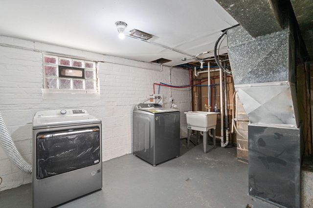 824 Johnson Street, Gary, IN 46402