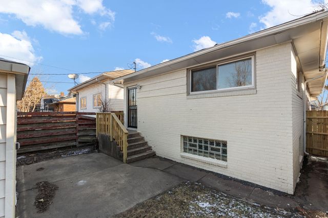 824 Johnson Street, Gary, IN 46402