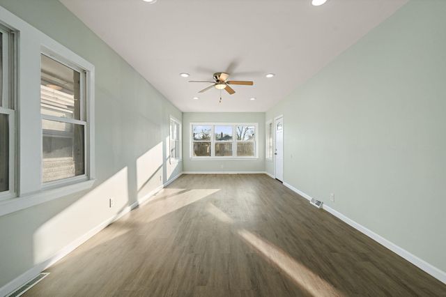 824 Johnson Street, Gary, IN 46402