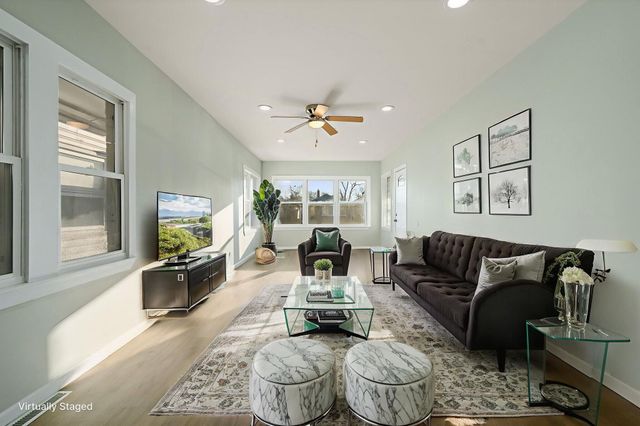 824 Johnson Street, Gary, IN 46402