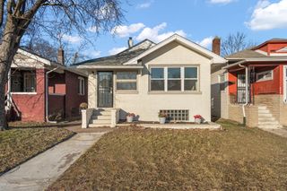 824 Johnson Street, Gary, IN 46402